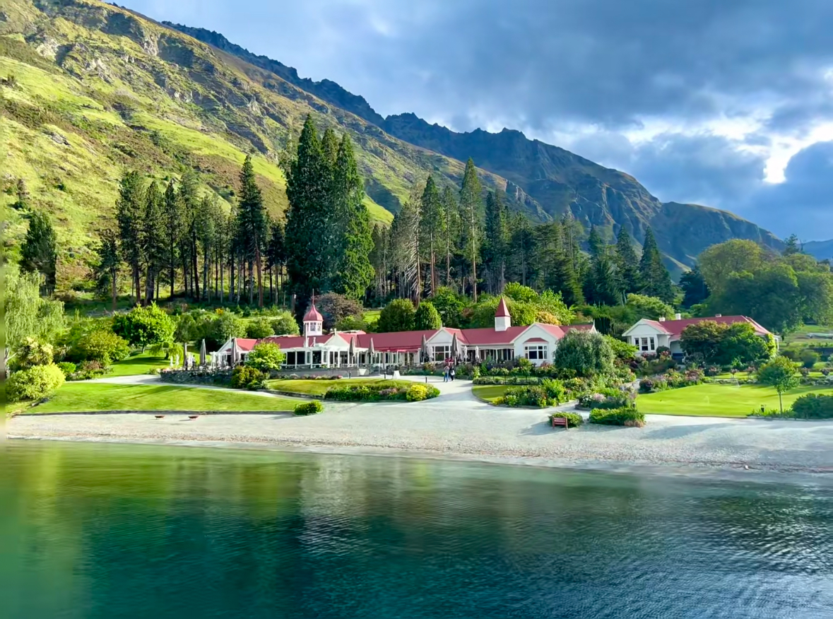 新西兰移民年龄全景图：18岁到55+岁，总有一条路适合你！